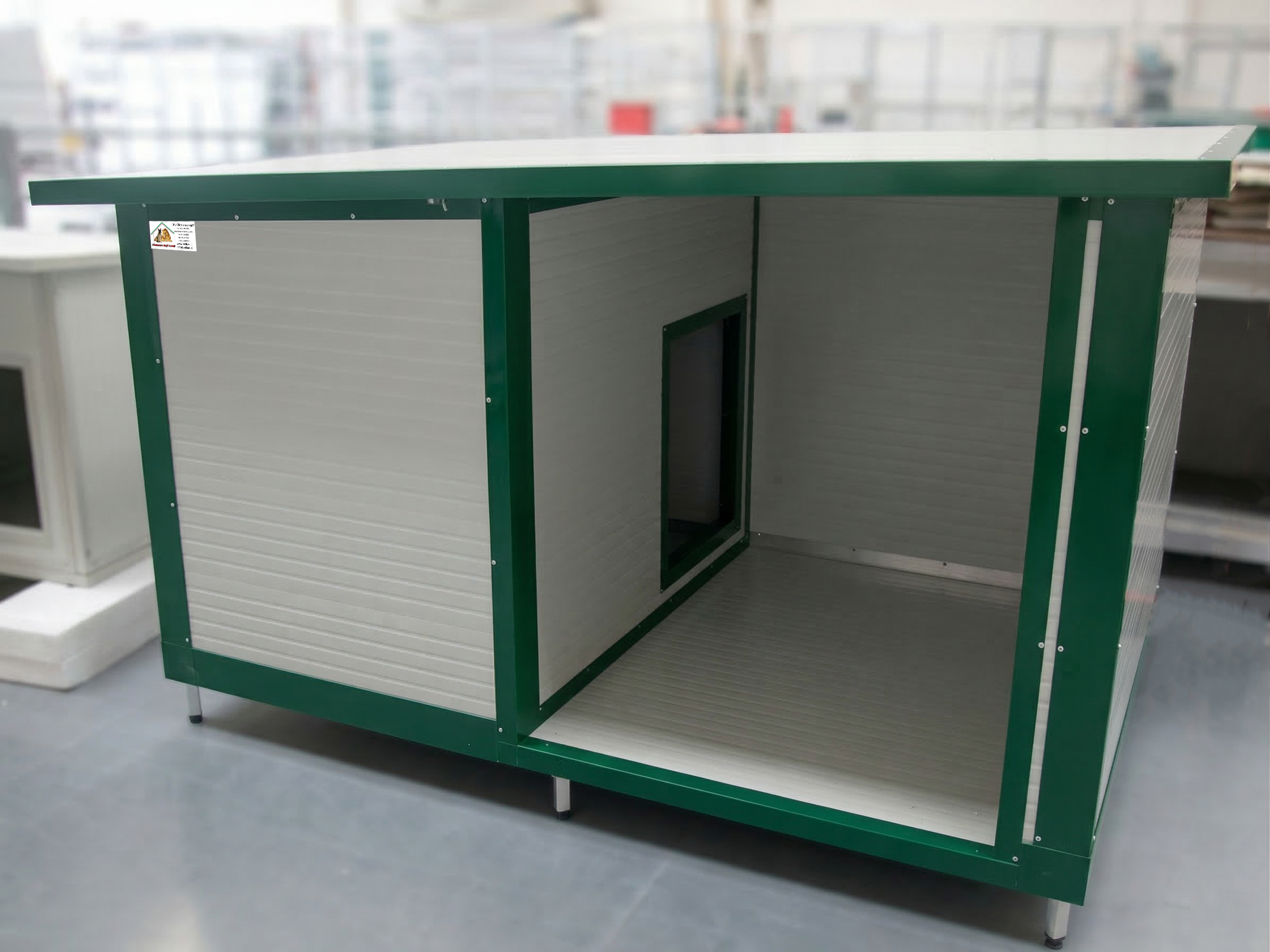 Mini Box in Coibentato con Veranda - Profili in Alluminio