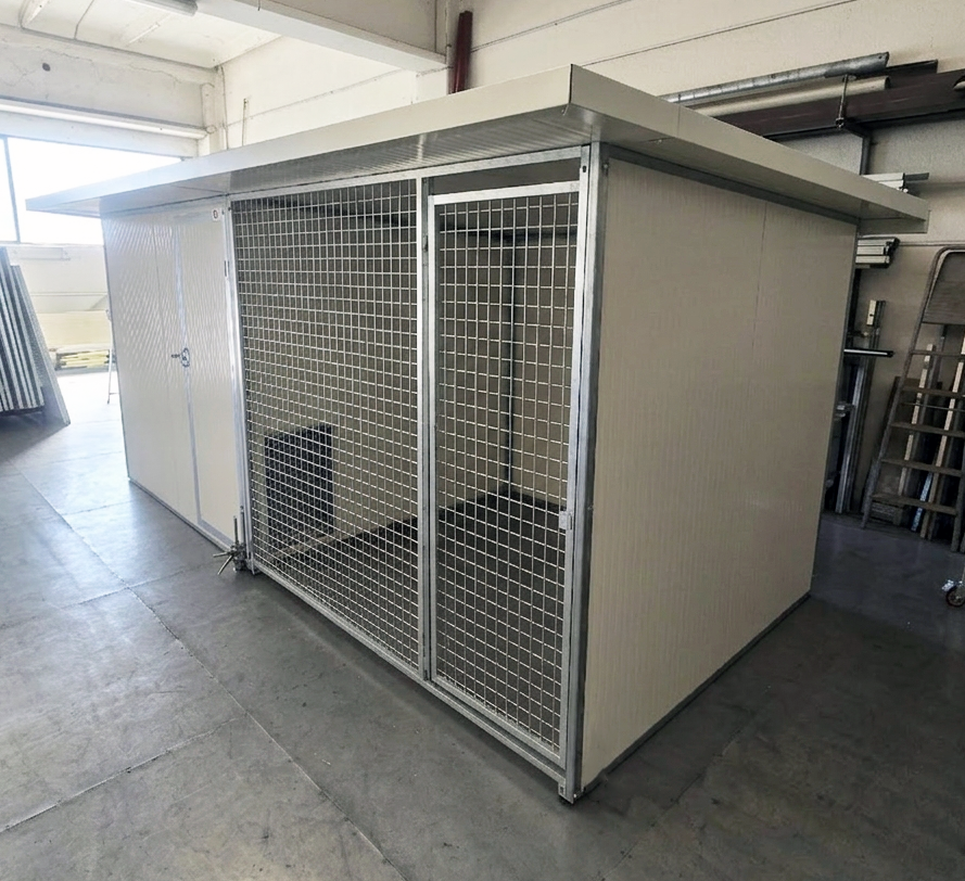 Box per Cani con Zona Notte + Zona Giorno + Copertura Totale