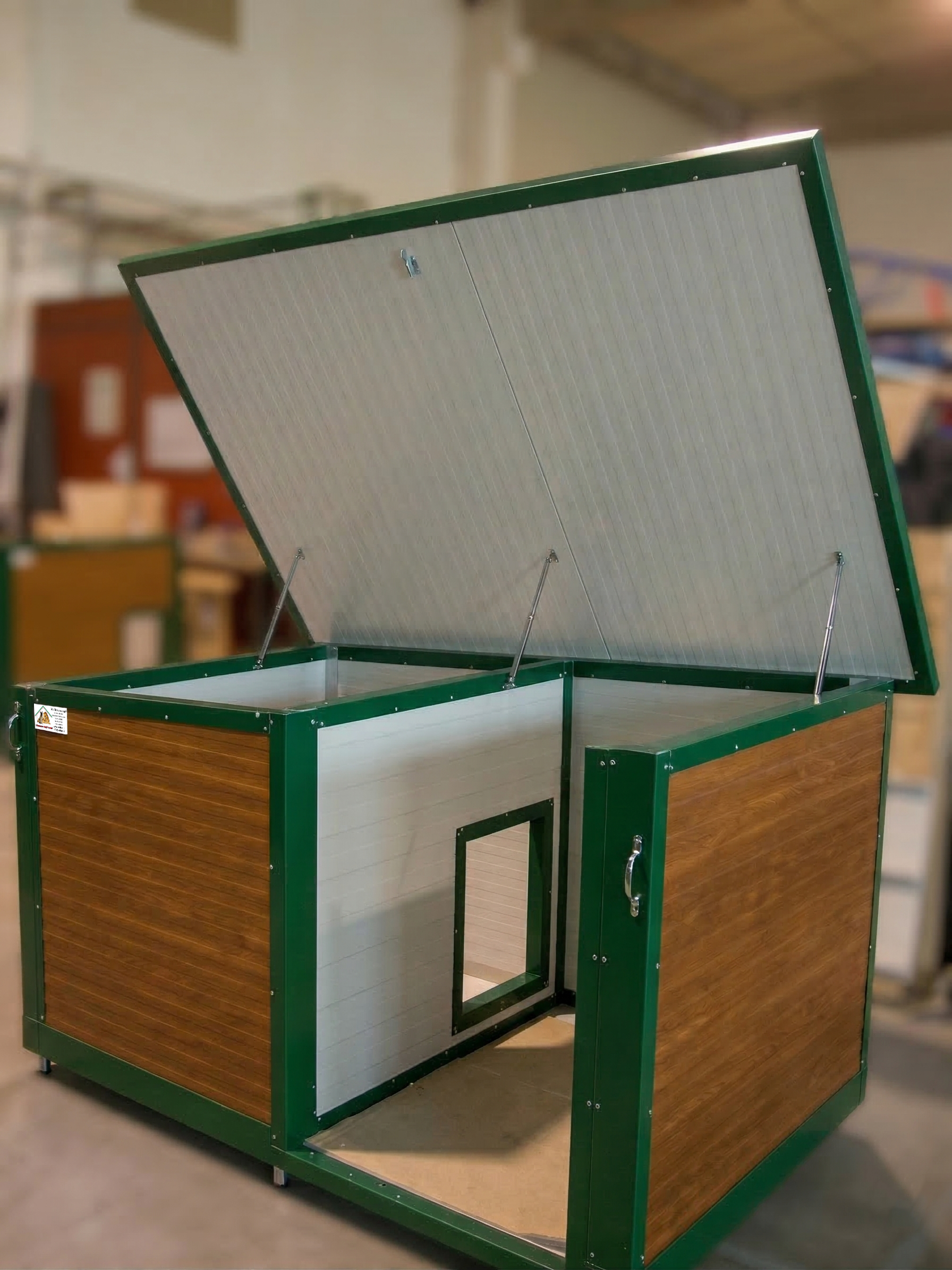 Mini Box in Coibentato con Veranda - Profili in Alluminio